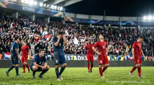 Sadiq salva un punto clave para el Valencia en Mallorca